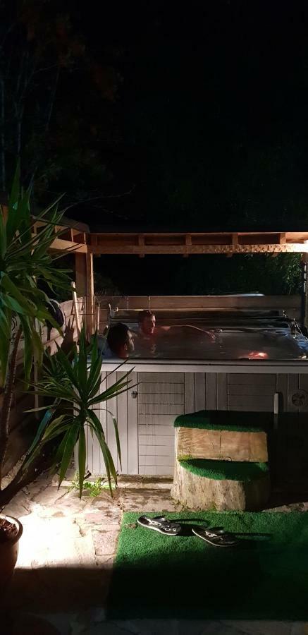 Cal Tistu Apartman Matemale Kültér fotó