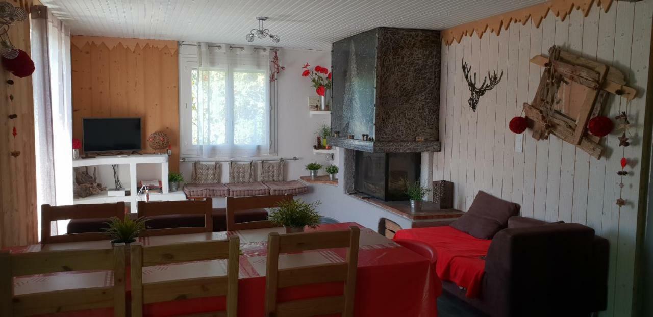 Cal Tistu Apartman Matemale Kültér fotó