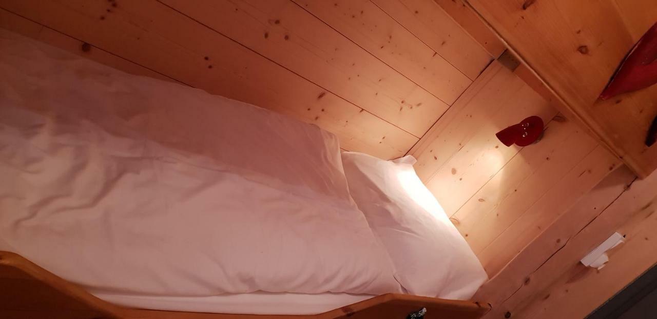 Cal Tistu Apartman Matemale Kültér fotó